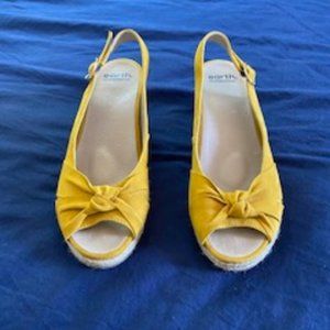 Yellow slingbacks